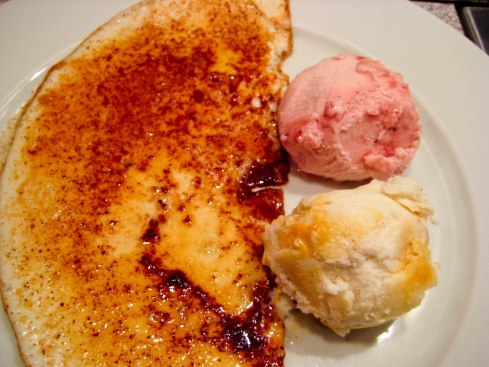 Pandekage med proteiner og is for 100 kcal