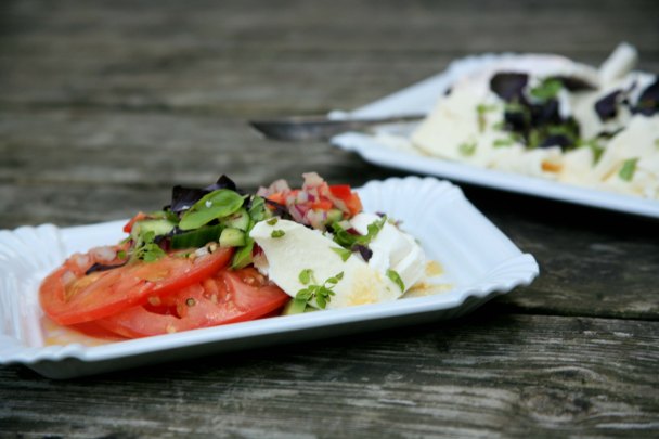 Tomatsalat med feta og mozarella