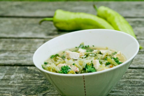 Fedtforbrændings suppe med kylling og persille Fedtforbrændings suppe med kylling og persille