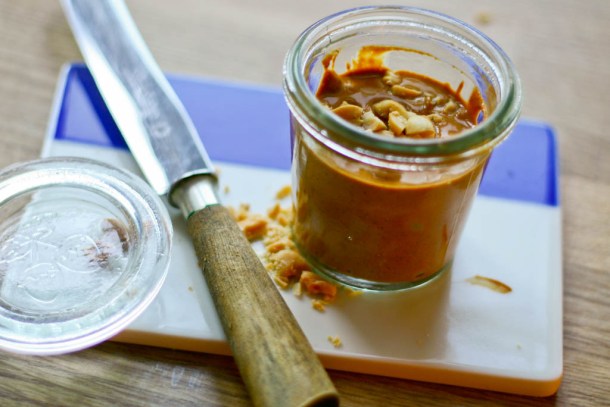 Peanutbutter på 2 minutter - gluten og sukkerfri