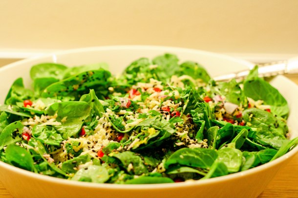 Blomkålscouscous med tahindressing og ristet sesam.-4