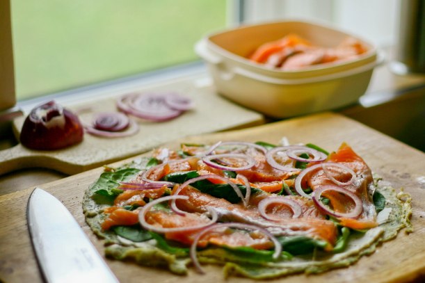 Æggewraps med spinat og røget laks-2