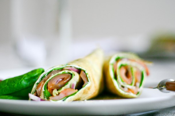 Æggewraps med spinat og røget laks-4