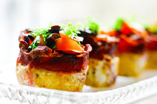 Æggemuffins med bacon