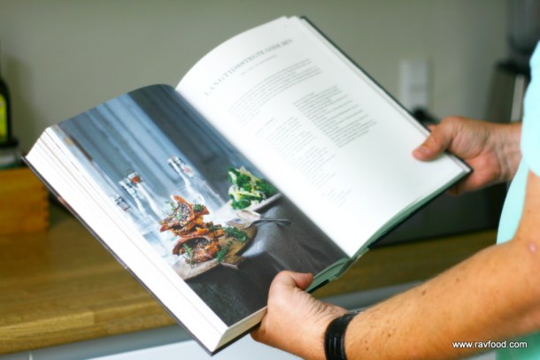 RIGTIG MAD - en anmeldelse