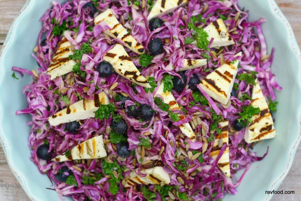 Pink spidskål med grillet halloumi