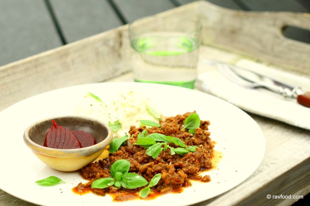 Millionbøf med blomkålsmos