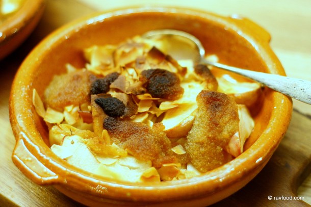 Bagte æbler med kokoscrumble