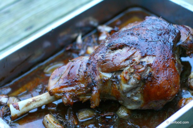 Langtidsstegt lammekølle