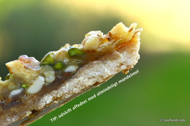 Nøddekarameltærte, sukker- og glutenfri