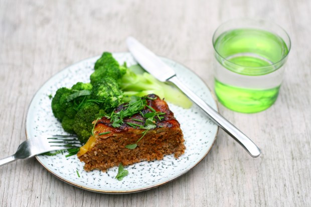 Bacon cheeseburger tærte