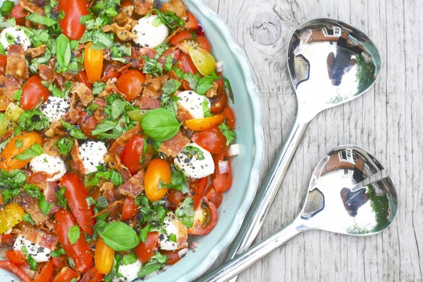 Tomatsalat med bacon