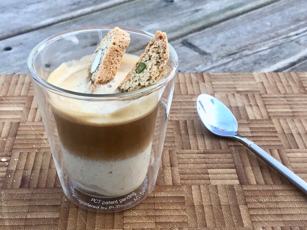 Affogato med biscotti